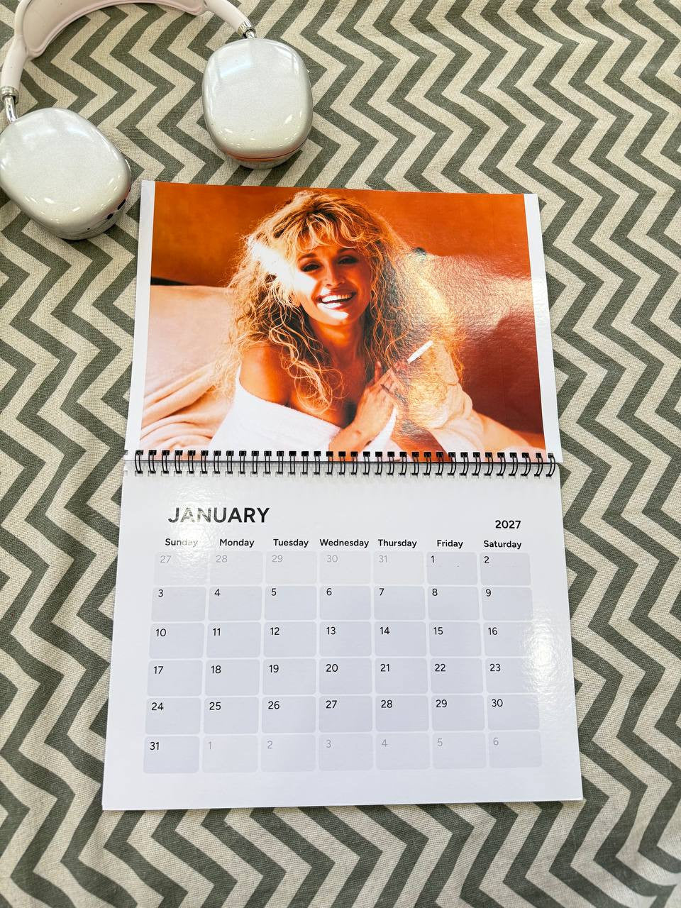Dolly Parton 2026-2027 Wall Calendar, Have A Holly Dolly Calendar, Women Holiday, Gift For Fan Lover, Retro Parton 2026 Wall Calendar #241