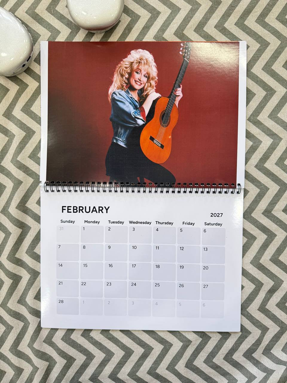 Dolly Parton 2026-2027 Wall Calendar, Have A Holly Dolly Calendar, Women Holiday, Gift For Fan Lover, Retro Parton 2026 Wall Calendar #241