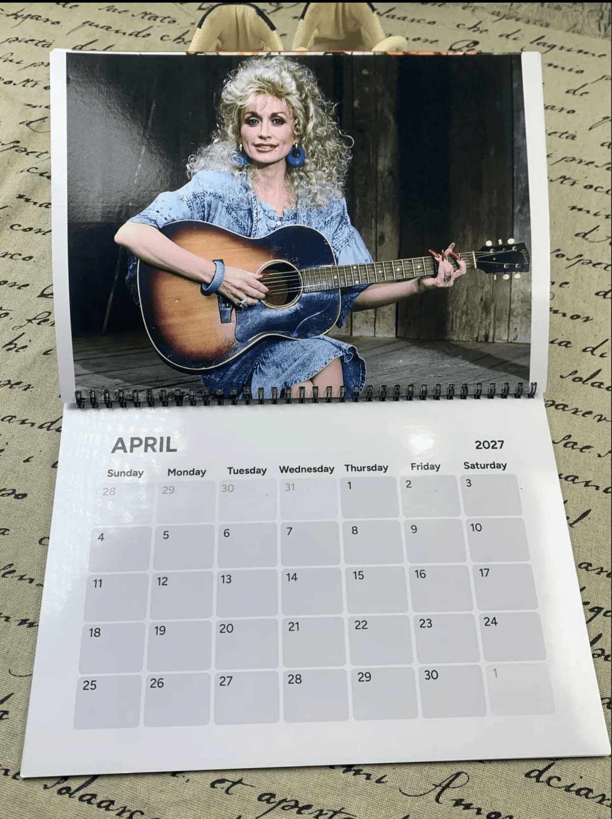 Dolly Parton 2026-2027 Wall Calendar, Have A Holly Dolly Calendar, Women Holiday, Gift For Fan Lover, Retro Parton 2026 Wall Calendar #232